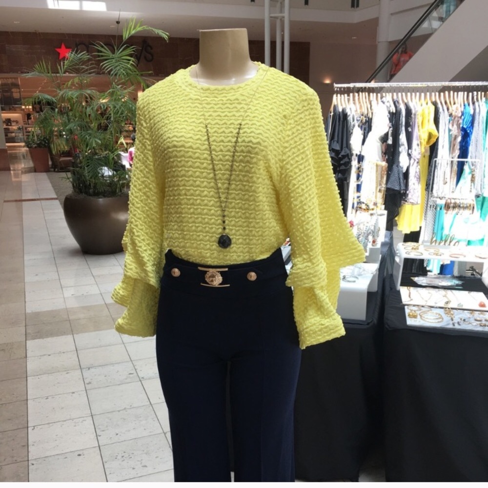 NEW! Hello Dramatic Sleeve Top - Picture 2 of 4